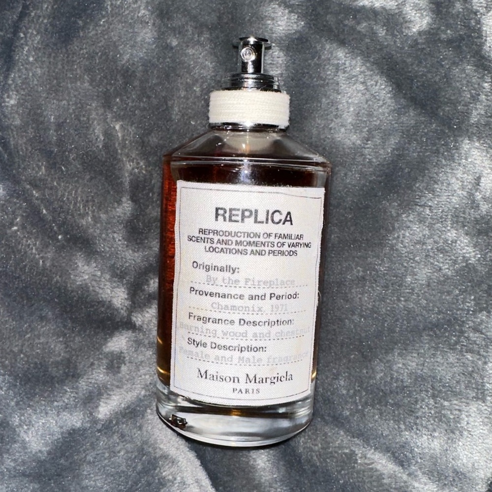 Maison Margiela
Replica by the
Fireplace Fragrance